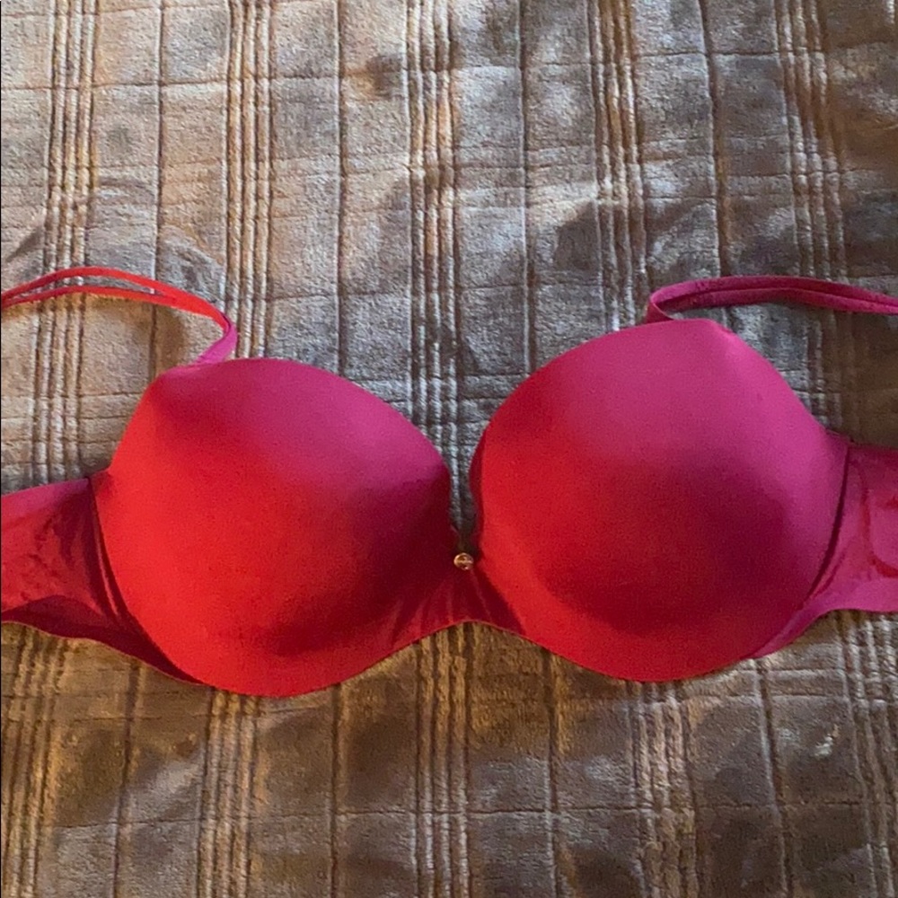 Victoria’s Secret bra